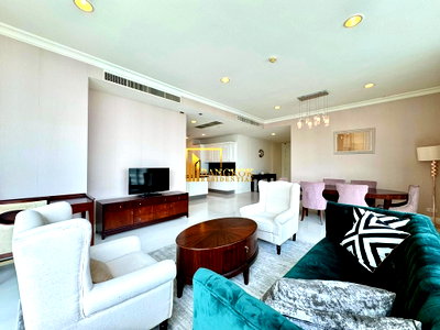 Condos for sale Bangkok University : Royce Private Residence | Elegant 3 Bedroom Luxury Condo - BR9231CD