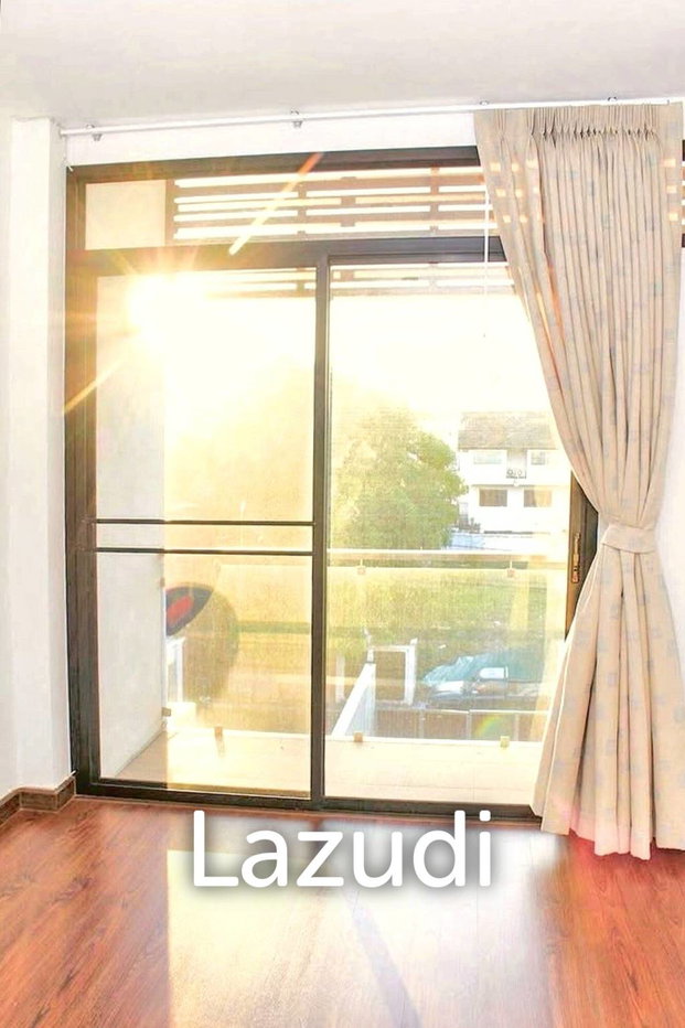 รูป 4 bed 3 bath 270 SQ.M. Townhouse in Phaya Thai Bangkok - รูปที่ 28/29