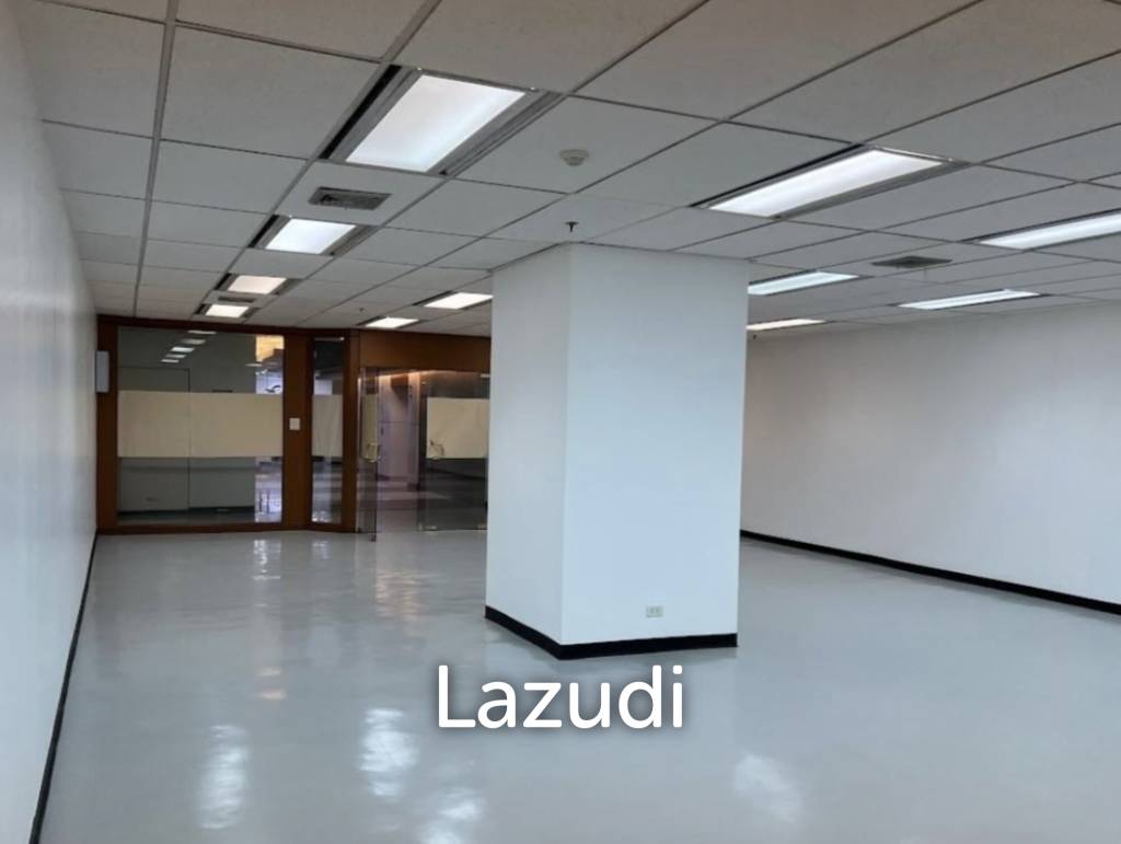 picture Sermmit Tower Office Space Khlong Toei Nuea Bangkok - 4/4