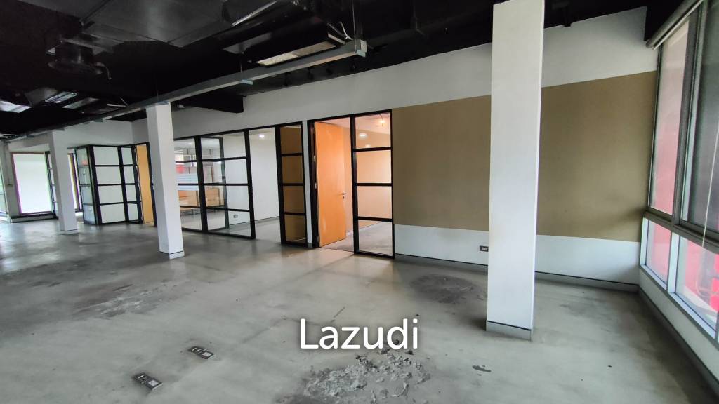 picture Office for Rent in Thung Maha Mek, Sathon - 8/8