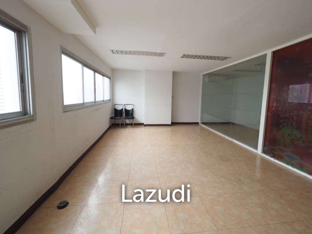 picture Office For Rent  80 SQ.M ITF Silom Palace - 8/16