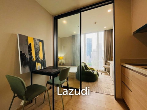 28 sqm Noble Around 33 Condo on 9th Floor in Khlong Tan Nuea, Bangkok