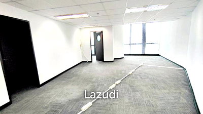 เช่าสำนักงาน วิทยาลัยสารพัดช่างธนบุรี : Office space for rent in Silom