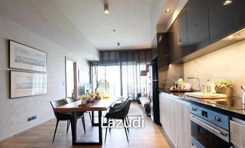 87 sqm modern 2 bedroom condo at The Lofts Asoke Khlong Toei Nuea Bangkok