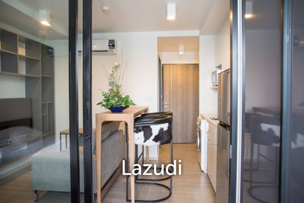 รูป 28 sqm modern 1 bedroom condo on 7th floor at Maestro 02 Ruamrudee Lumpini Bangkok - รูปที่ 3/13