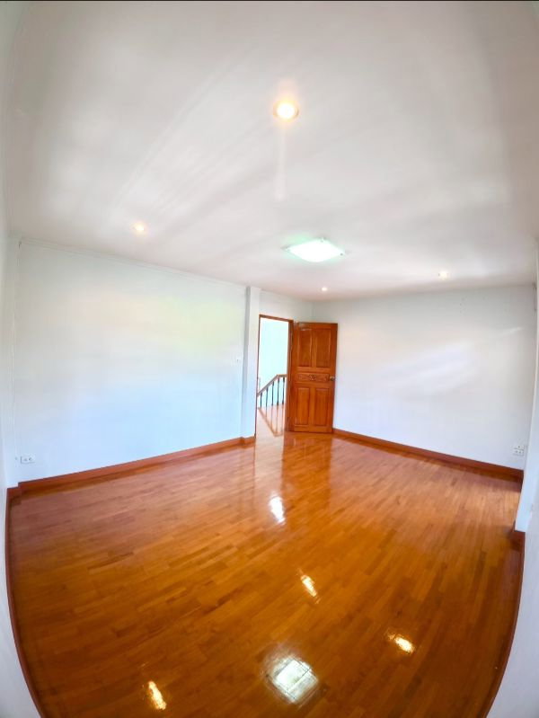 รูป 🏡 ขายบ้านเดี่ยวหัวมุม ทำเลทอง หมู่บ้านสัมมากร นิมิตรใหม่ - รูปที่ 10/13