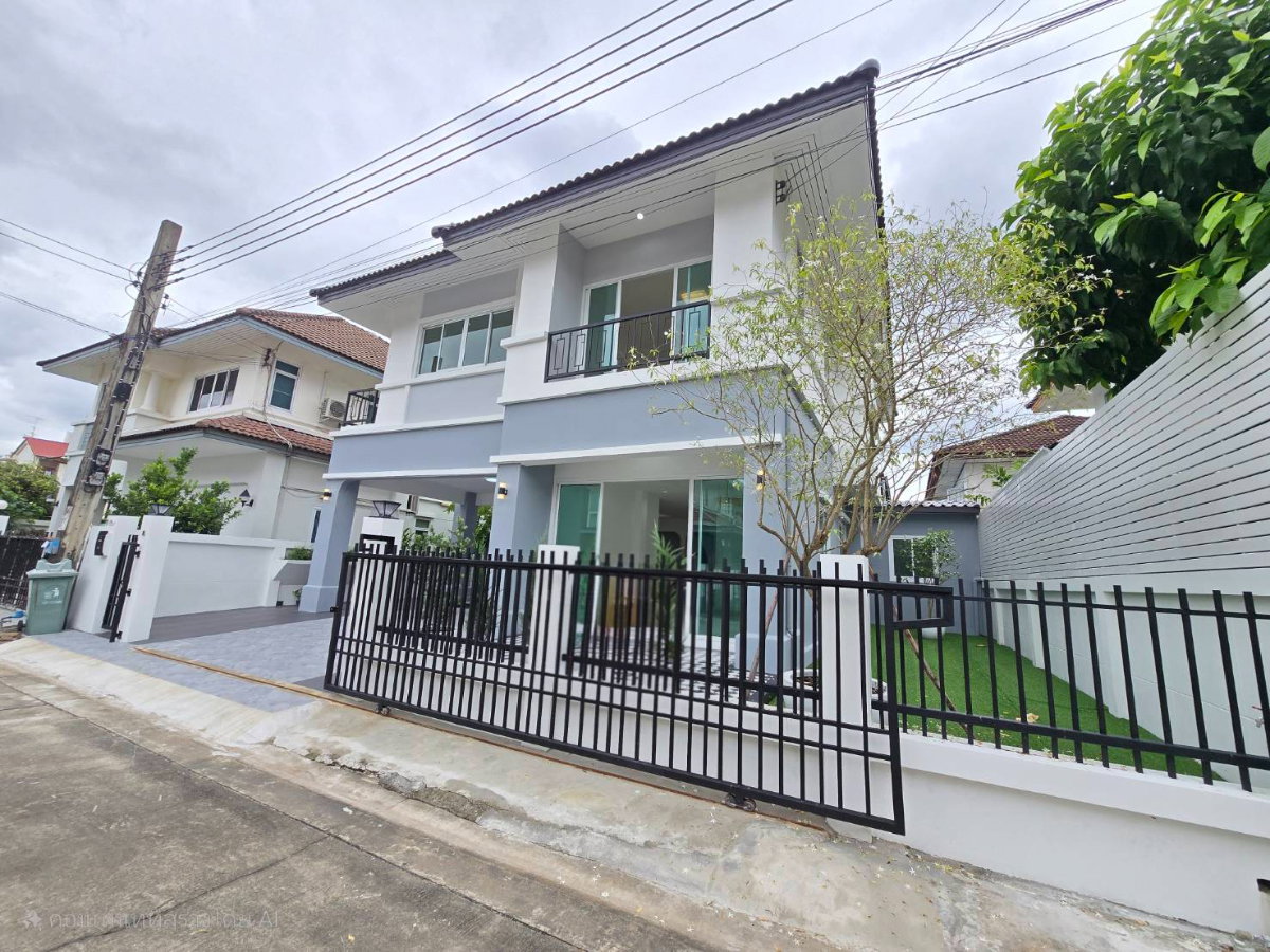 รูป บ้านเดี่ยว ตกแต่งใหม่ สวยงาม ทำเลดี  ม.วาสินีแกรนด์โฮม ลาดพร้าว 101 แยก 42 บางกะปิ ใกล้รถไฟฟ้า - รูปที่ 2/52