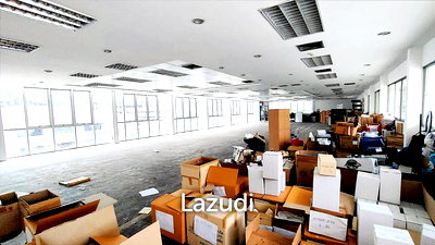 เช่าสำนักงาน ม.กรุงเทพ กล้วยน้ำไท : Office space for rent in Watthana