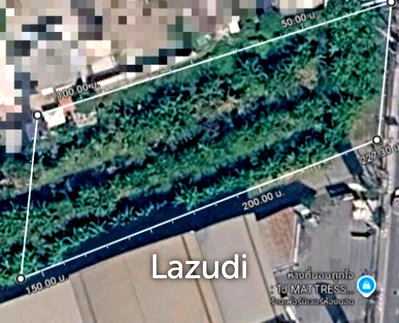 Land for rent Bangna Commercial College : Rectangular land plot main Srinakarin Road Bangkok