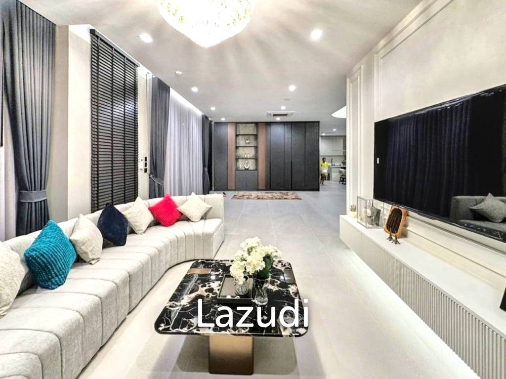 รูป 5 Bed 604 SQ.M Grand Bangkok Boulevard Rama 9 – Krungthep Kreetha - รูปที่ 3/12