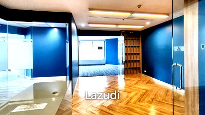 เช่าสำนักงาน วิทยาลัยอาชีวศึกษาเอี่ยมละออ : Ultra Luxury Office Space for rent in Pathumwan
