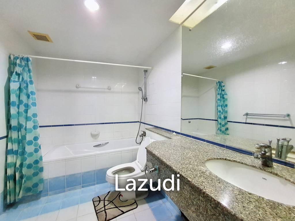 picture 2 Bed 2 Bath 86.16 SQ.M. Asoke Place - 10/11