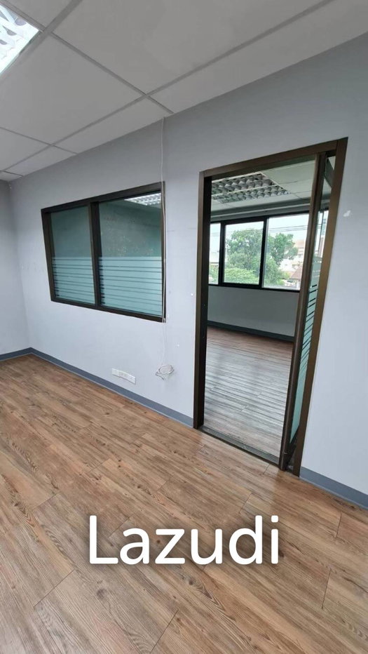 picture Premium Office Space for rent in Phrakhanong - 9/9