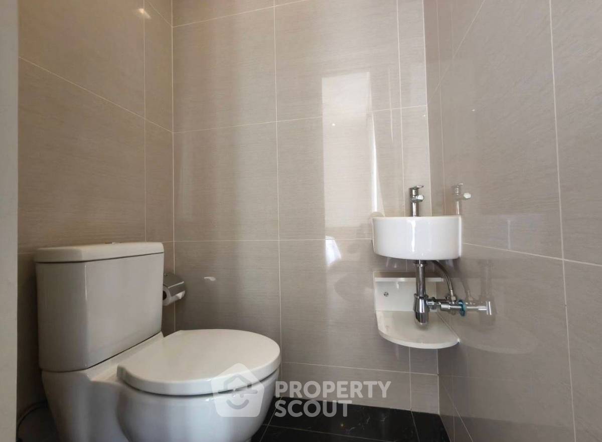 picture Studio Condo at Park Origin Phrom Phong near BTS Phrom Phong (ID 2899617) - 10/10