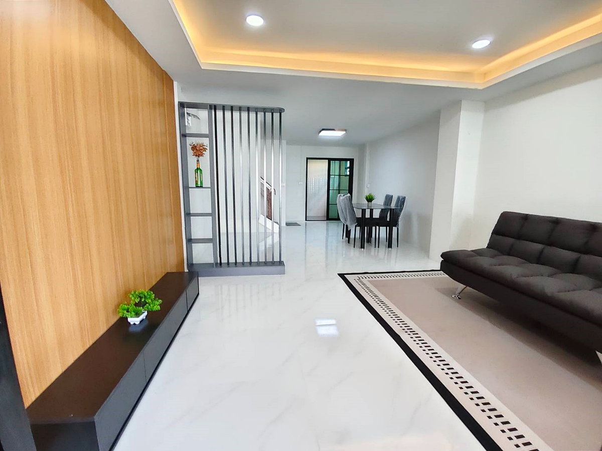 รูป บ้านสวย หลังริม   หมู่บ้าน ระเบียงทอง 3  ถนนเทพรักษ์  สายไหม  ใกล้ บิ๊กซี สะพานใหม่ - รูปที่ 6/25