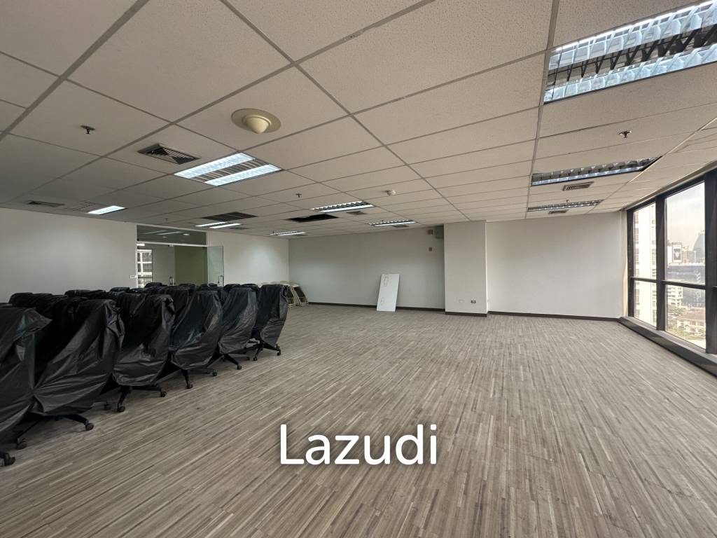 รูป สำนักงานให้เช่าในสุริยวงศ์ บางรัก กรุงเทพ ทำเลทองกลางเมือง - รูปที่ 1/6