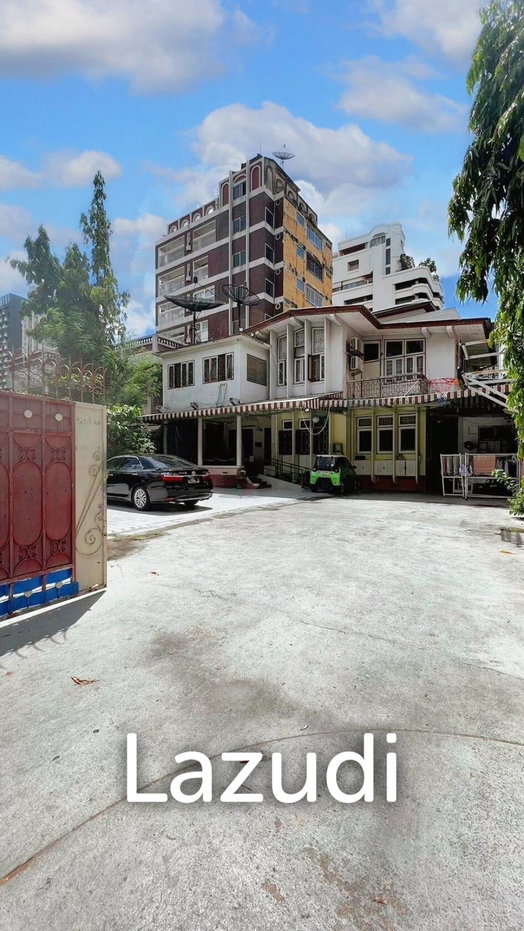 picture 6 Bed 7 Bath 676 SQ.M House in sukhumvit 27 - 3/7