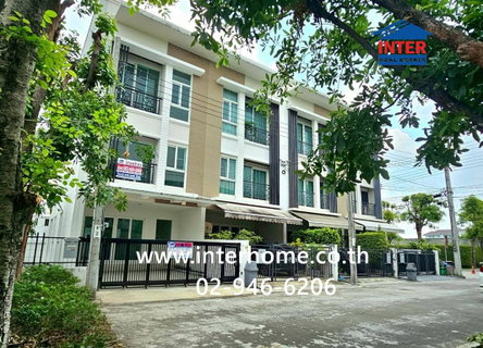 ชายทาวน์เฮ้าส์ 3 ชั้น บ้านกลางเมือง พระราม9 มอเตอร์เวย์ อยู่ที่ซอย9