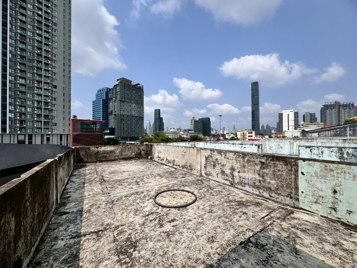รูป ขายอาคารพาณิชย์ 4.5 ชั้น เหมาะค้าขาย ซอยเอกมัย30 (N.563) - รูปที่ 20/20