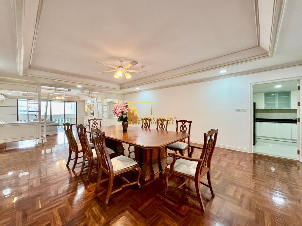 รูป Enormous 4 Bedroom Apartment Located in Phrom Phong Area - BR0765AP - รูปที่ 9/58