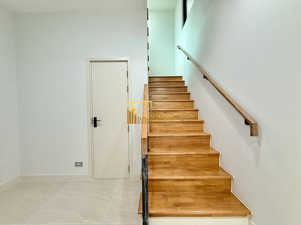 รูป Baan Klang Muang Classe | Modern 3 Bed Townhouse in On Nut - BR49066TH - รูปที่ 10/55