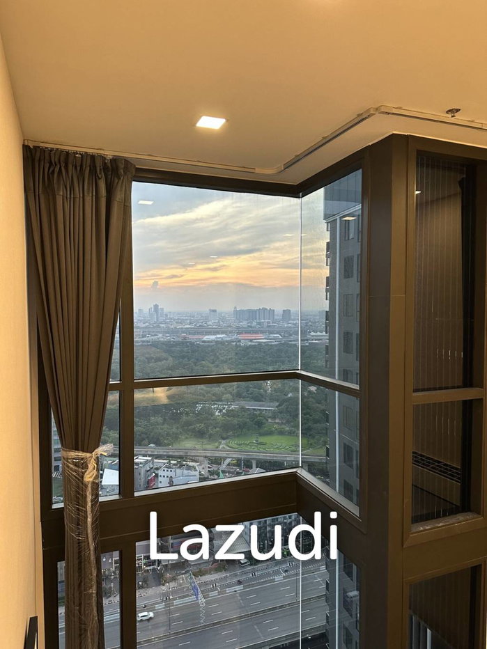 รูป Stunning 1-Bedroom Loft Condo at The Privacy Jatujak - รูปที่ 18/18