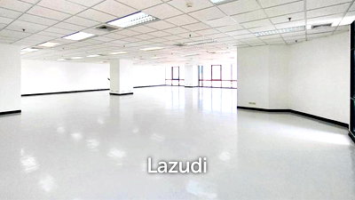 Office for rent Raffles International College : Office space for rent in Bangna