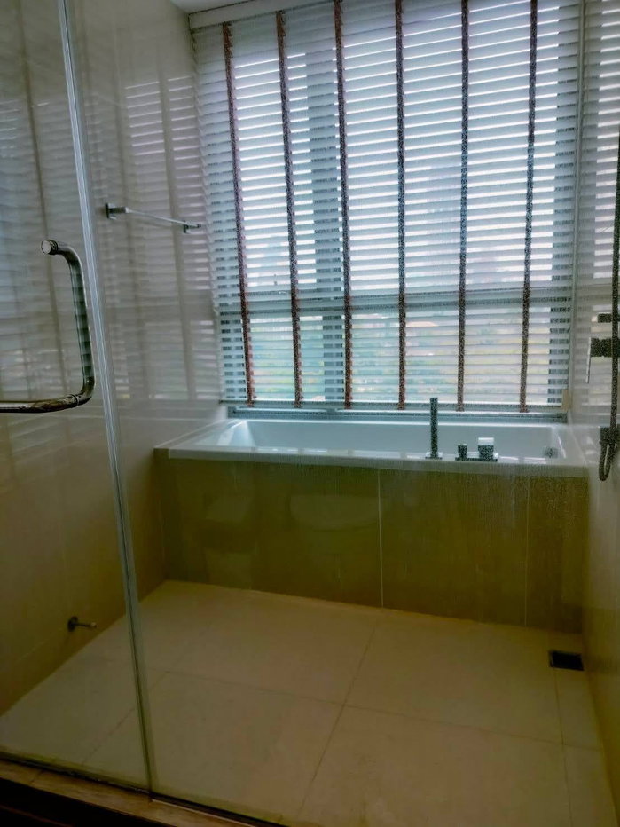 รูป ห้องมุม ไซส์ใหญ่ 65 ตร.ม. เครื่องใช้ไฟฟ้าครบที่สุด! ให้เช่า H Condo Sukhumvit 43 ใกล้ BTS พร้อมพงษ์ - รูปที่ 10/17