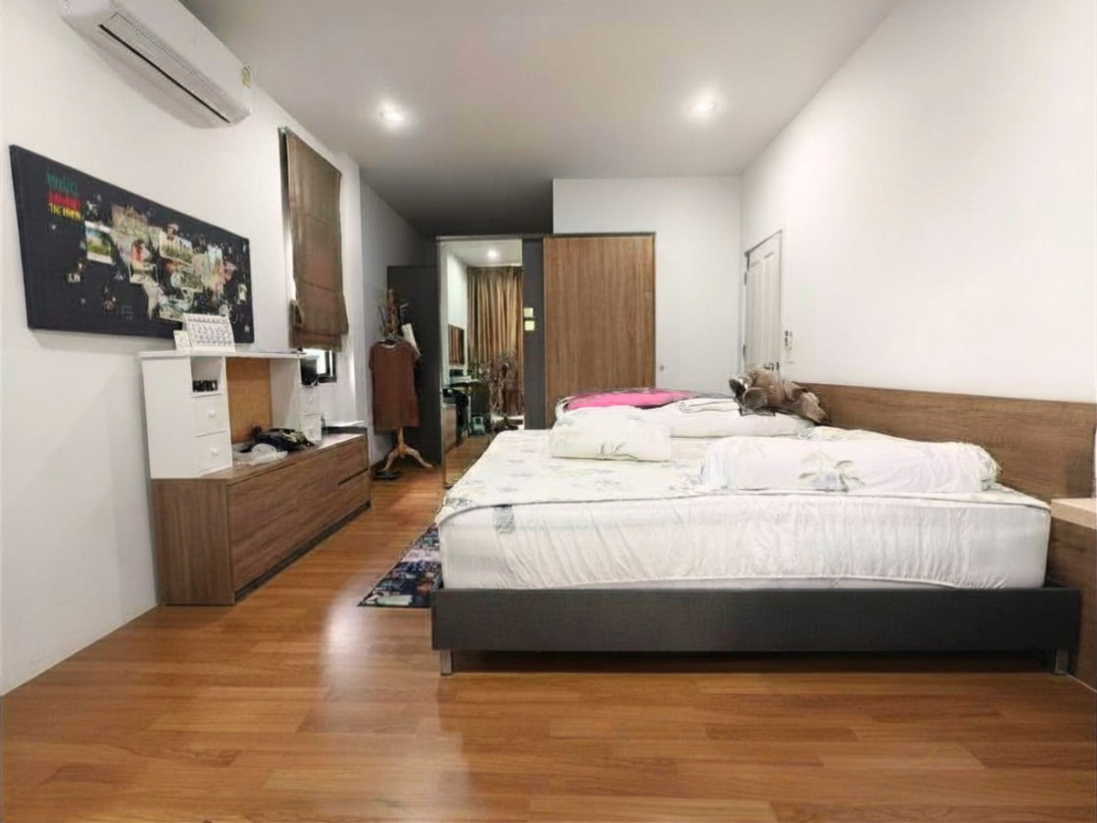 รูป ขาย บ้านเดี่ยว แปลงมุม มีห้องนอนชั้นล่าง 58.9 ตร.ว. 5 นาทีถึงทางด่วนจตุโชติ 4ห้องนอน 3ห้องน้ำ The Ricco Residence วงแหวนฯ – หทัษราษฎร์ - รูปที่ 9/18