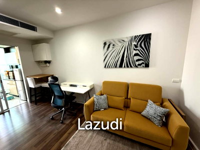 Condos for rent : 45 sqm condo on 17th floor at The Room Sukhumvit 62 Bang Chak