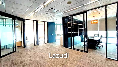 Office for rent Phahonyothin Road : Newly Renovated Luxury Office Space for rent in Phayathai