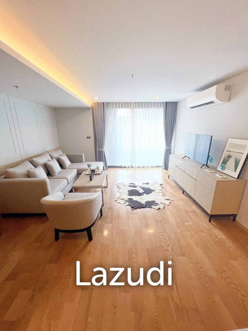 คอนโดให้เช่า : 3 Bed 142 SQ.M Piya Apartment Sukhumvit 15