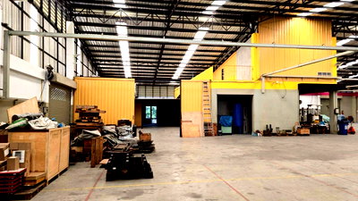 โรงงาน รร.เตรียมอุดมศึกษาน้อมเกล้า  : ขายโกดังพร้อมออฟฟิศ 580 ตร.ว. ใกล้เดอะพาซิโอ รามคำแหง เหมาะขยายธุรกิจ