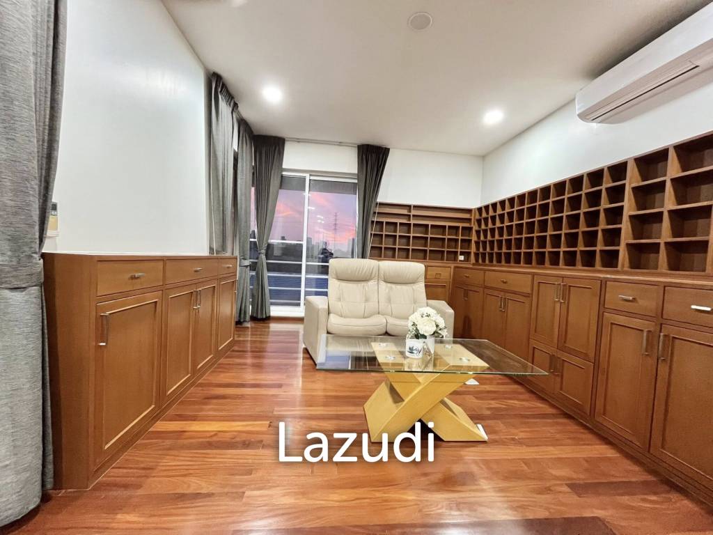 รูป 5 Bed 6 Bath 320 SQ.M House in Huai khwang - รูปที่ 19/32