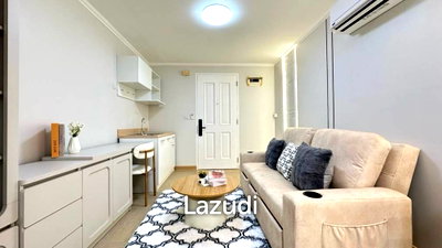 คอนโดให้เช่า : 36 sqm 1 Bedroom Condo on 8th Floor at The Clover Thonglor, Khlong Tan Nuea Bangkok