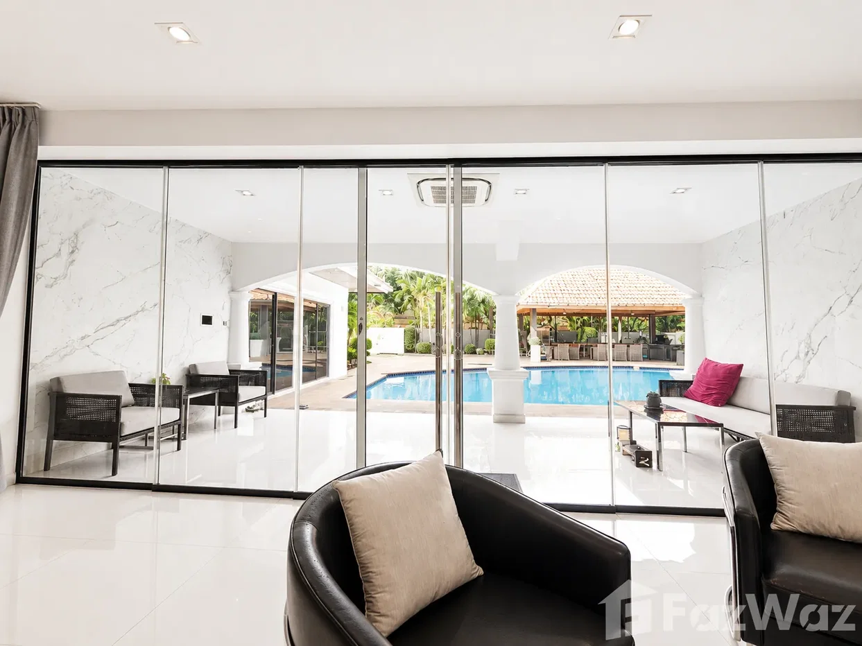 picture Luxury 8BR Pool Villa with Underground Bar & See-Through Poo 6262593 - 14/35