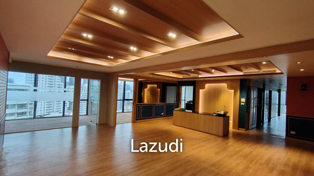 รูป Ultra Luxury Office Space for rent in Asoke - รูปที่ 1/8