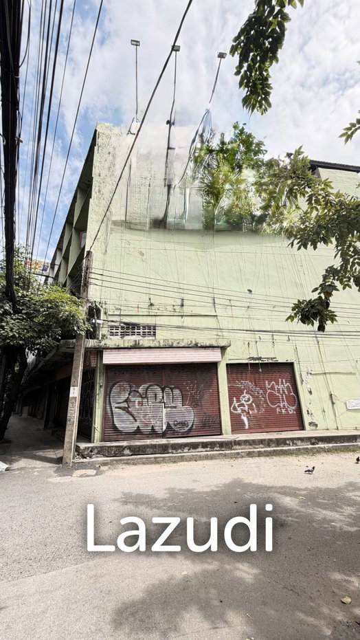 picture Prime Bang Chak Land near Udom Suk BTS, main Sukhumvit, suitable for sport or community complex - 7/11
