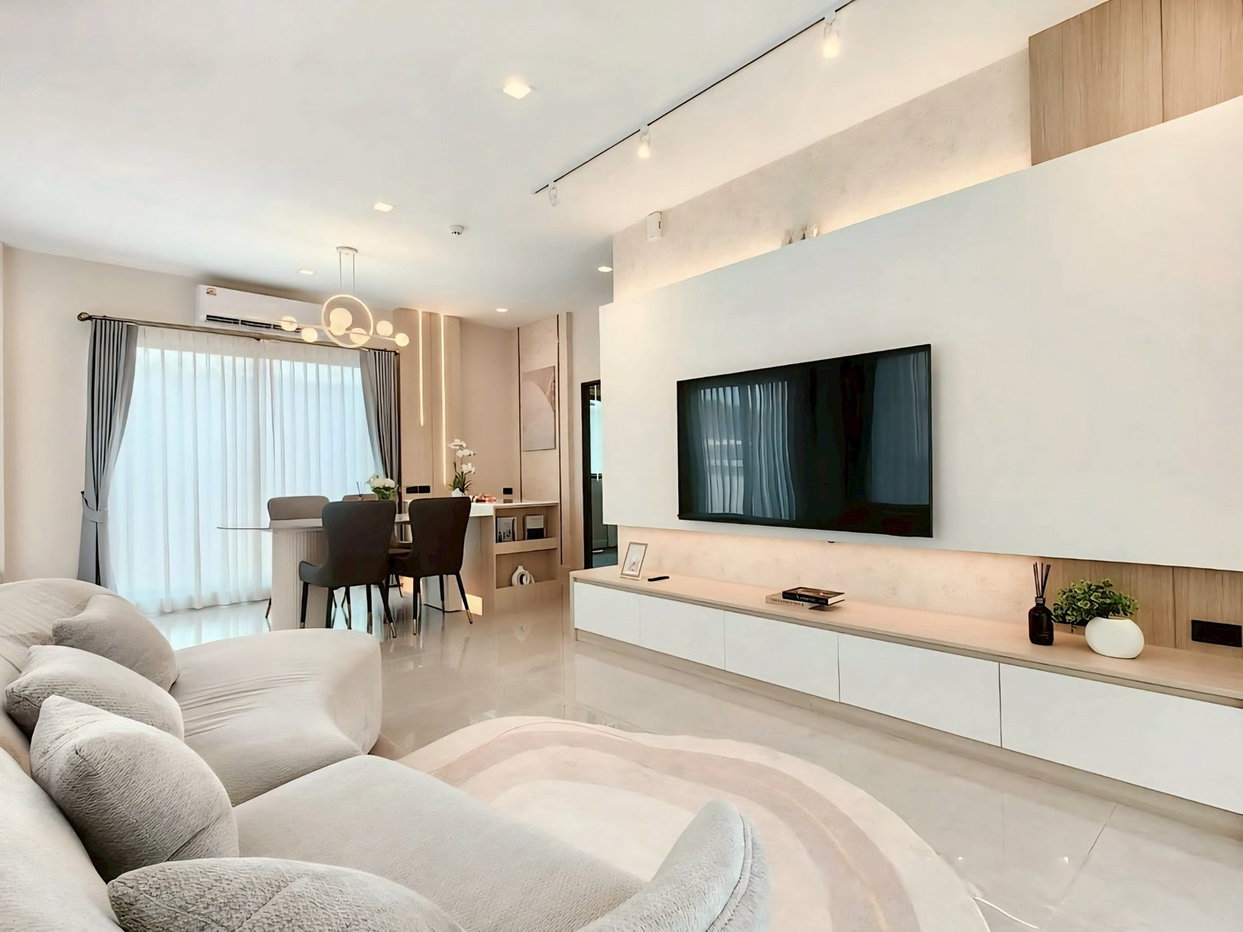 picture LTH15060 – Modern House Prime Location for Rent Bangna | Family Living Best Value | Near Mega Bangna | 120,000 THB - 5/5