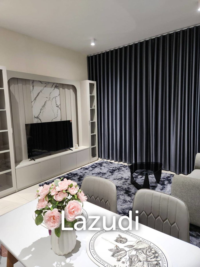 รูป 49 sqm modern 1 bedroom condo on 20th floor at Tait 12 Si Lom - รูปที่ 2/6