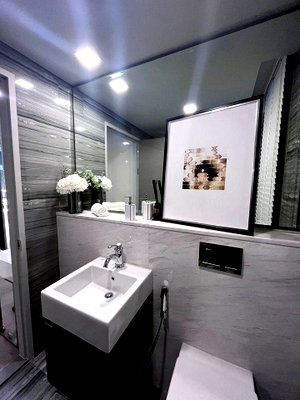 Condos for rent : LTH15423 – Luxury Condo for Rent Phrom Phong | Exclusive City Lifestyle | Near BTS Phrom Phong | 145,000 THB