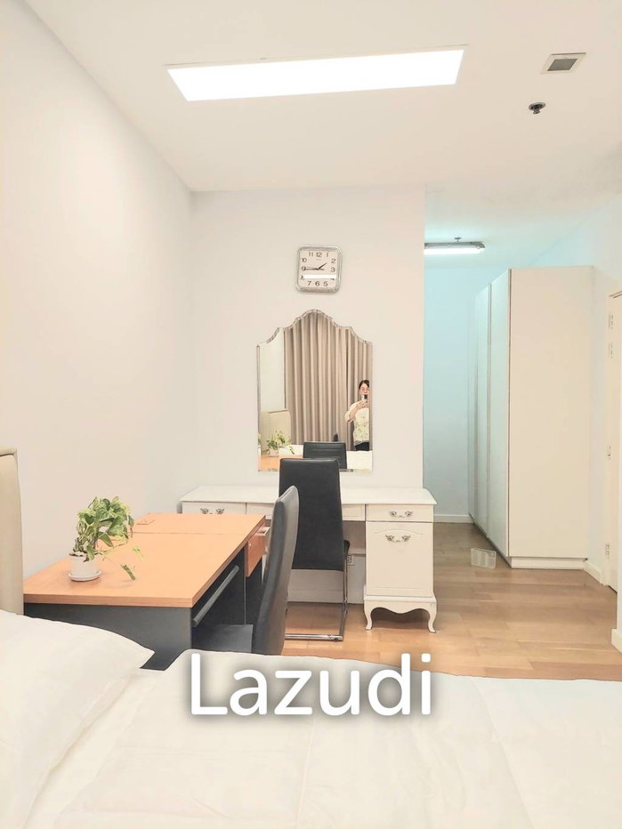 รูป Luxurious 1-Bed Condo at Condolette Ize Ratchathewi - รูปที่ 8/12