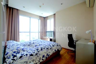 Condos for rent : The Address Asoke near MRT Phetchaburi Station Location Near Employment, Surrounded by Lifestyles