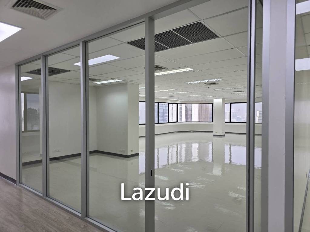 picture Spacious Office in Ocean Tower 2 Bangkok - 2/4