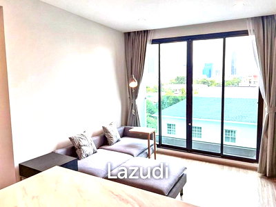 คอนโดให้เช่า : 2 Bed 2 Bath 56 SQ.M The Teak Sukhumvit 39