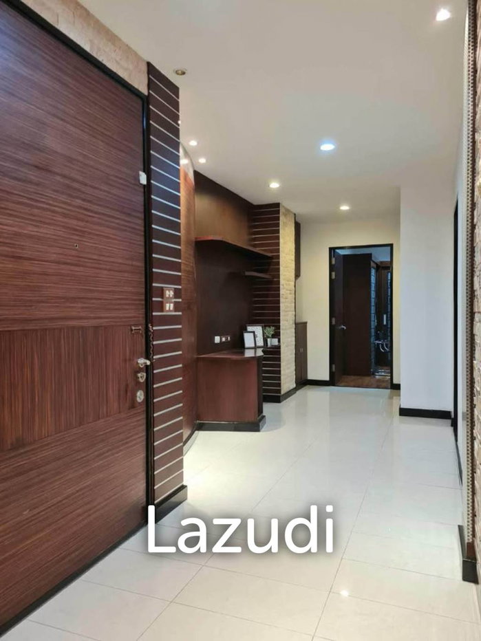 picture 2 Bed 2 Bath 107 SQ.M Avenue 61 Condominium - 5/8