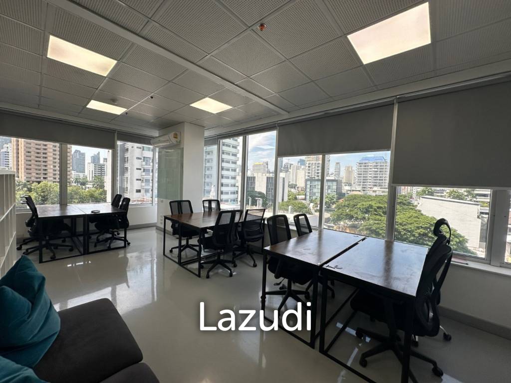 รูป Luxury Office with City View in Khlong Tan Nuea Bangkok - รูปที่ 2/2