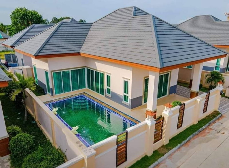 ขายบ้านเดี่ยว : 🔥ขายด่วน บ้านพูลวิลล่าสไตล์โมเดิร์น 🔥 Baan Dusit Pattaya Garden 6 บ้านดุสิต พัทยา การ์เด้น 6  พิกัดนาจอมเทียน แต่งครบพร้อมอยู่ ✅ แถมฟรีรถยนต์ MG ZS 