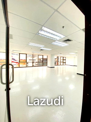 เช่าสำนักงาน ถนนอโศก : 145 SQ.M Office For Rent