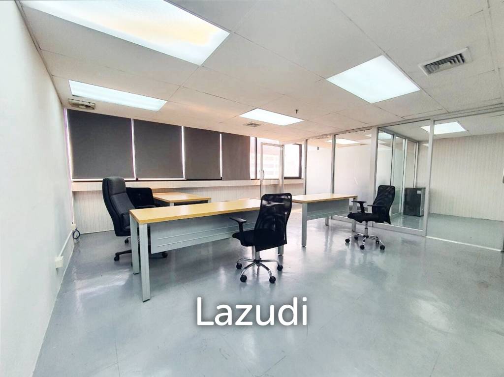 รูป 50 SQ.M Office at Jewellery Center Building - รูปที่ 1/3